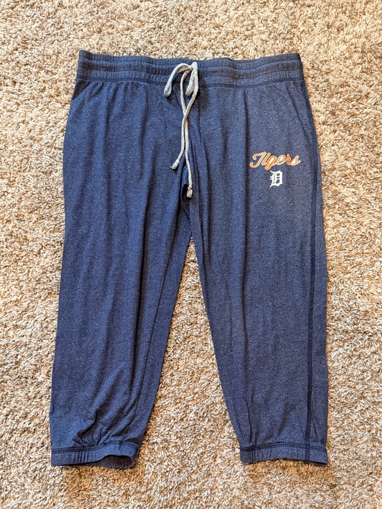 Pants - Navy Blue Detroit Tigers Logo Capris with Drawstring Waist